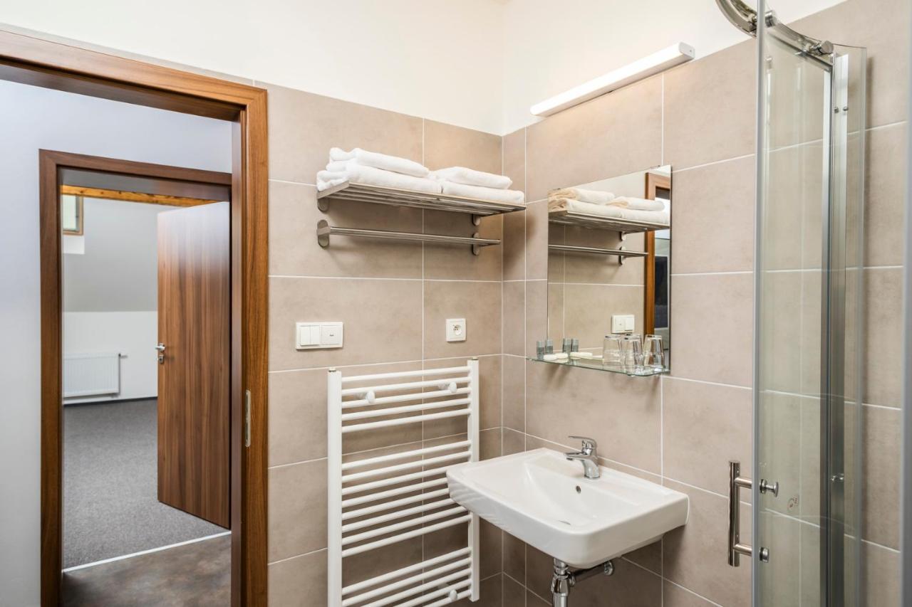 Apartmany Vila Libena Οστράβα Εξωτερικό φωτογραφία